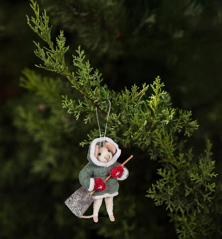 Mouse with Shovel Ornament