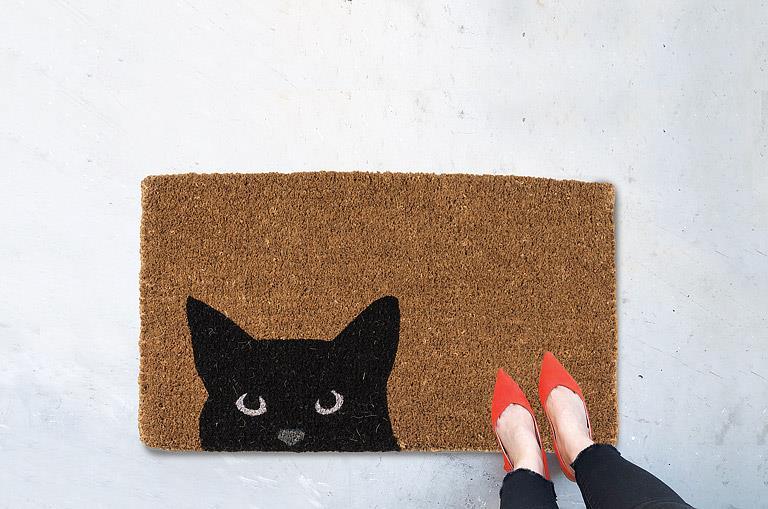 Peeking Cat Doormat 18x30"L