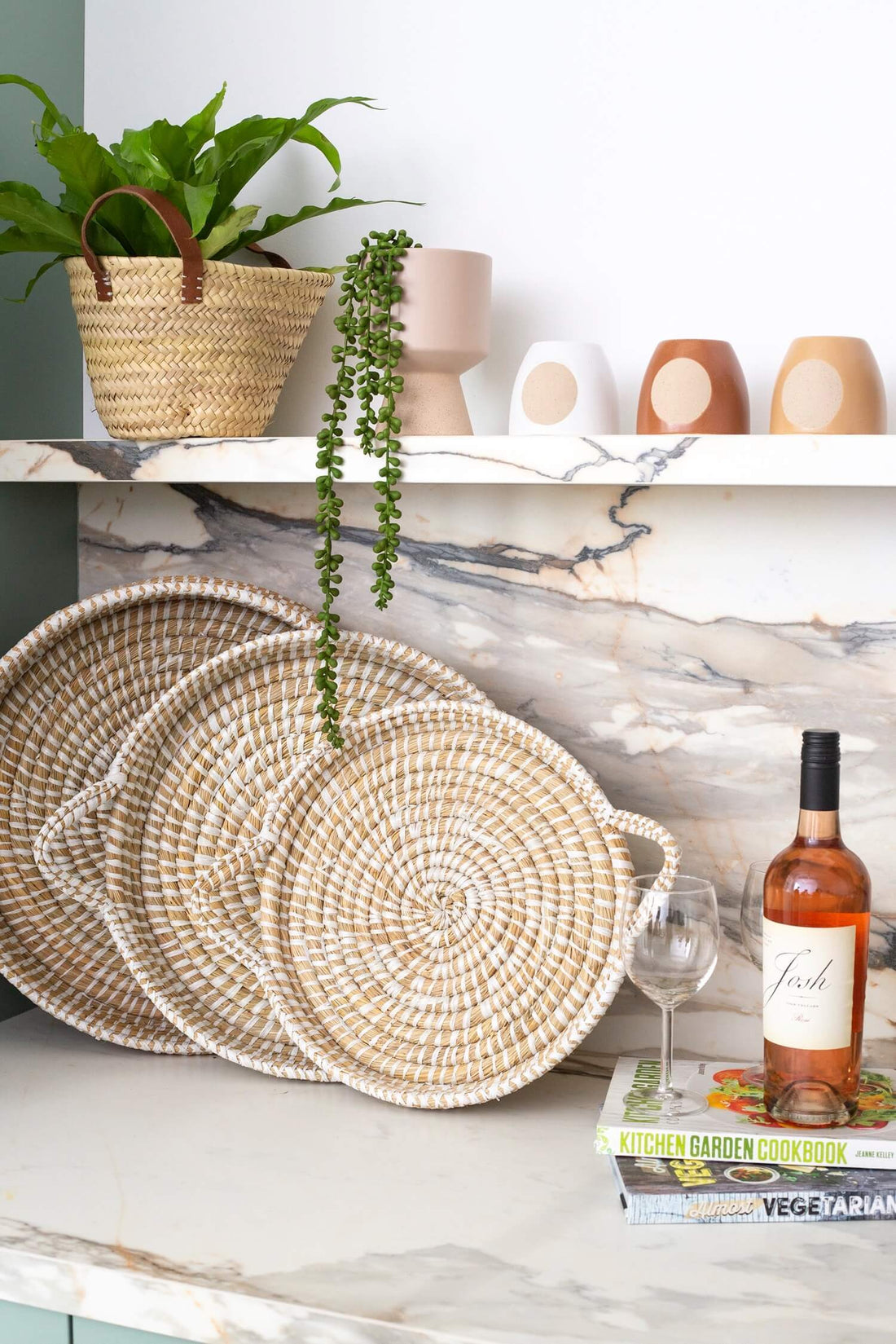 STRAW PLANTER LEATHER HANDLES