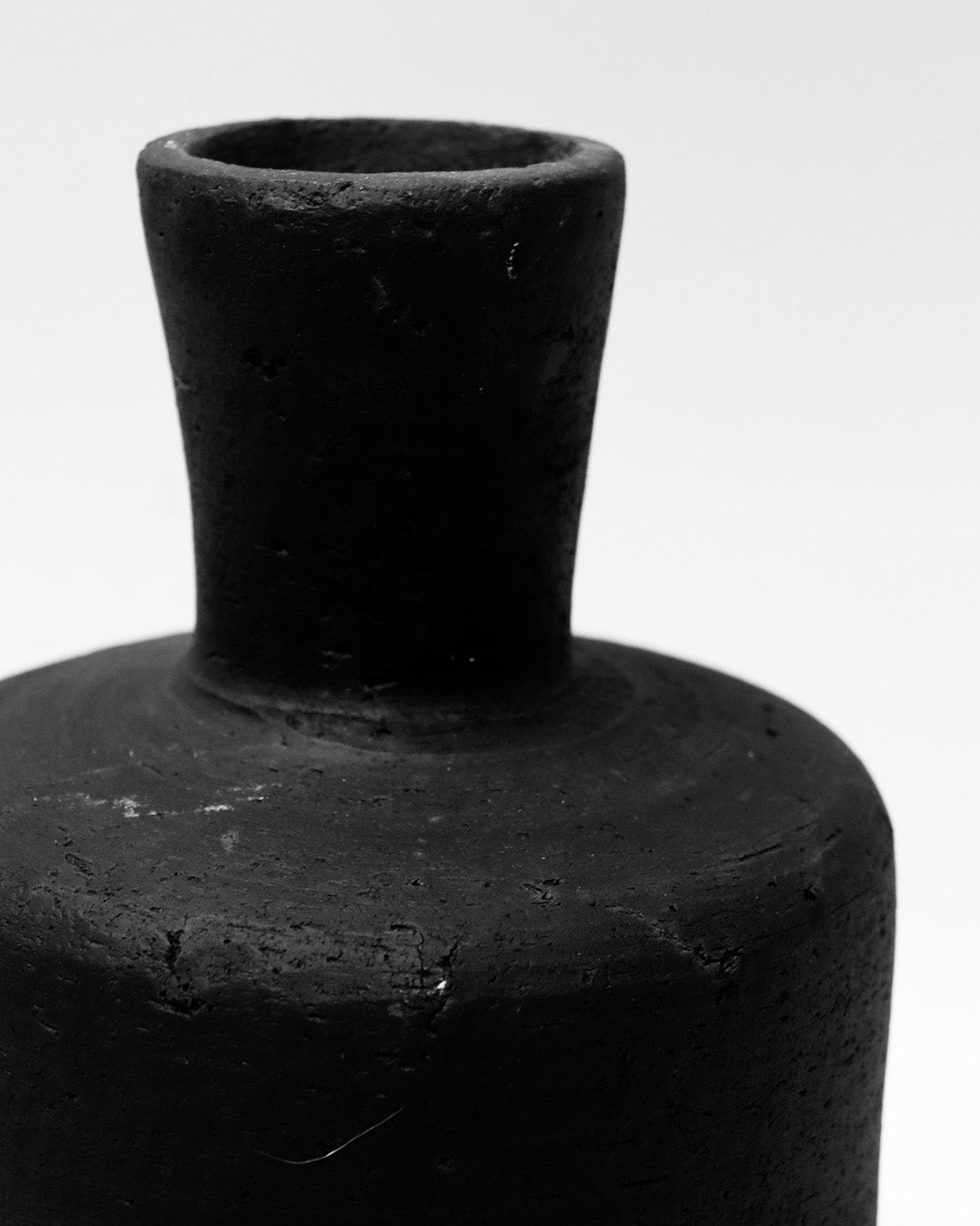 TERRACOTTA VASE, BLACK