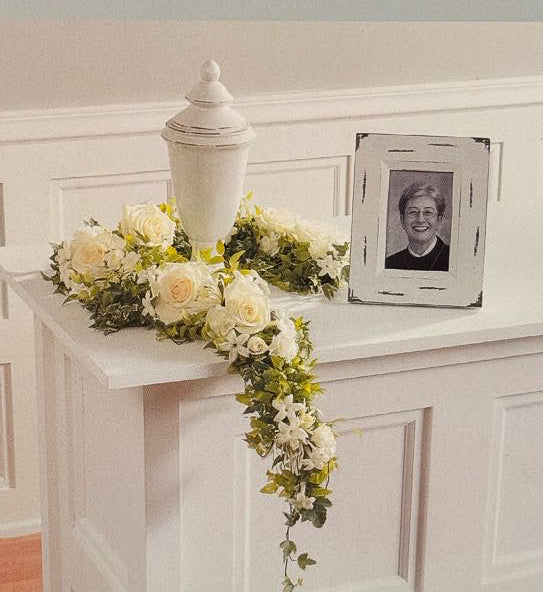 Peaceful Memories Garland