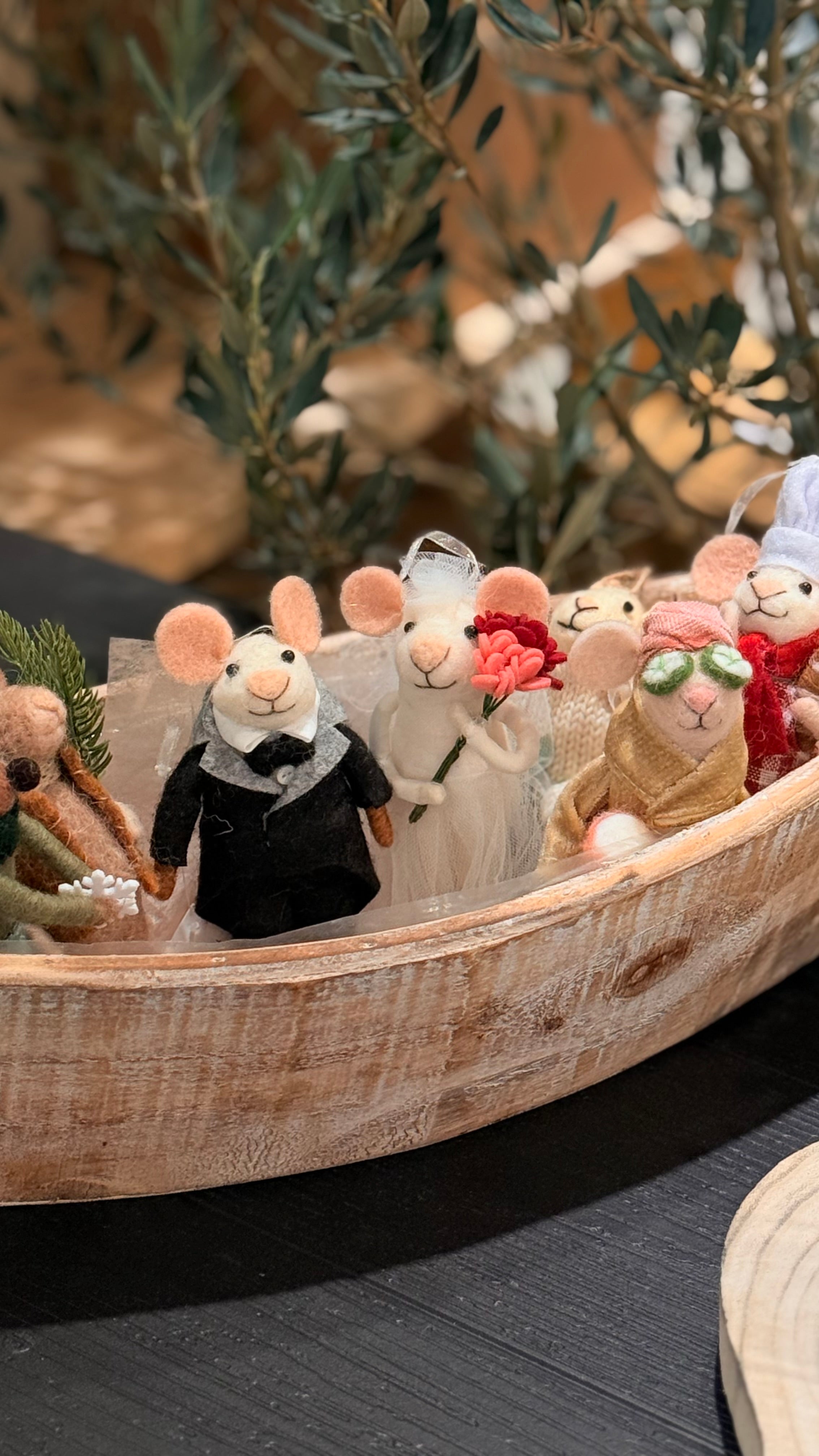 Bride Mouse Ornament 5"H