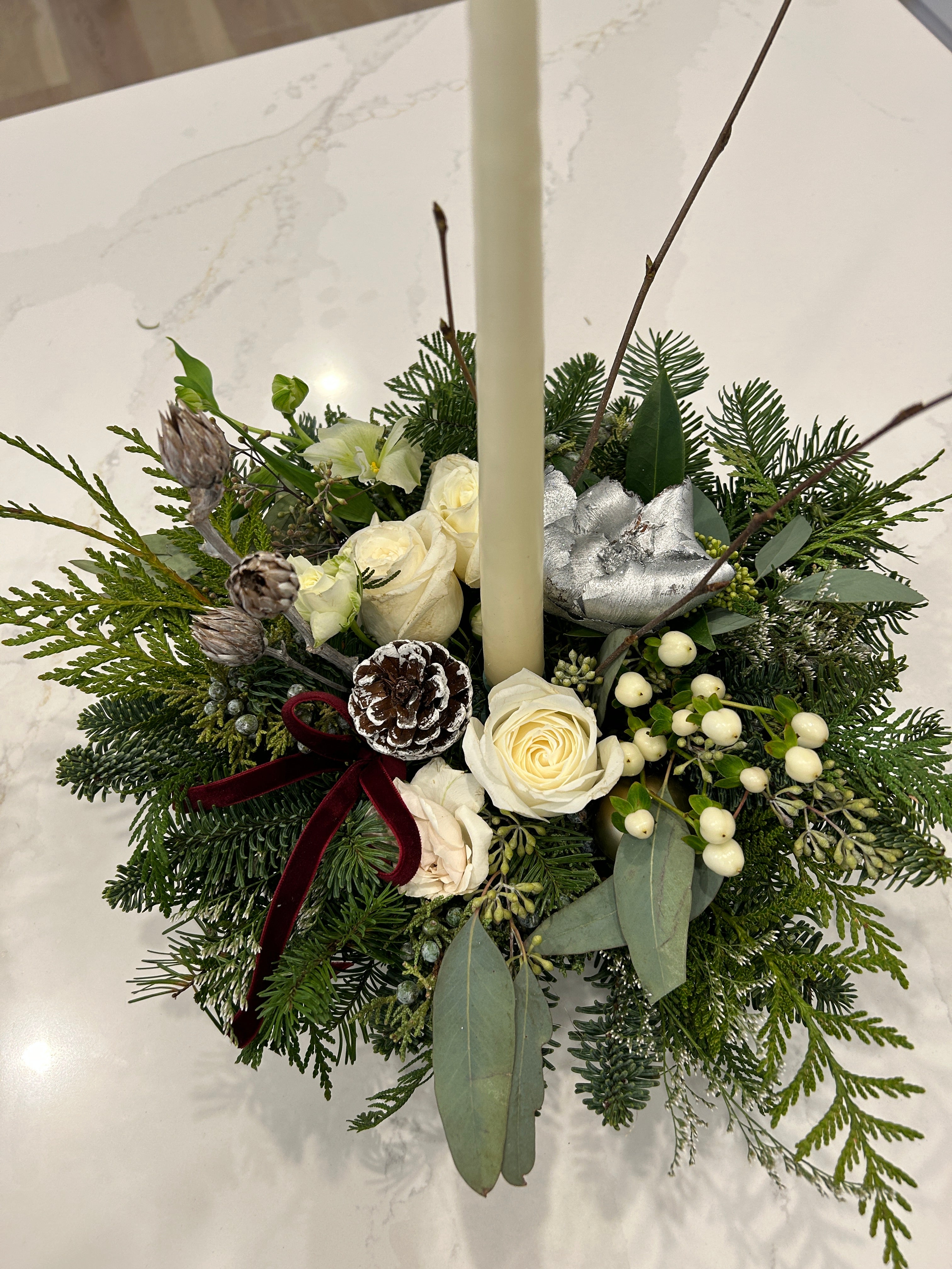 Festive Holiday centrepiece with Candle
