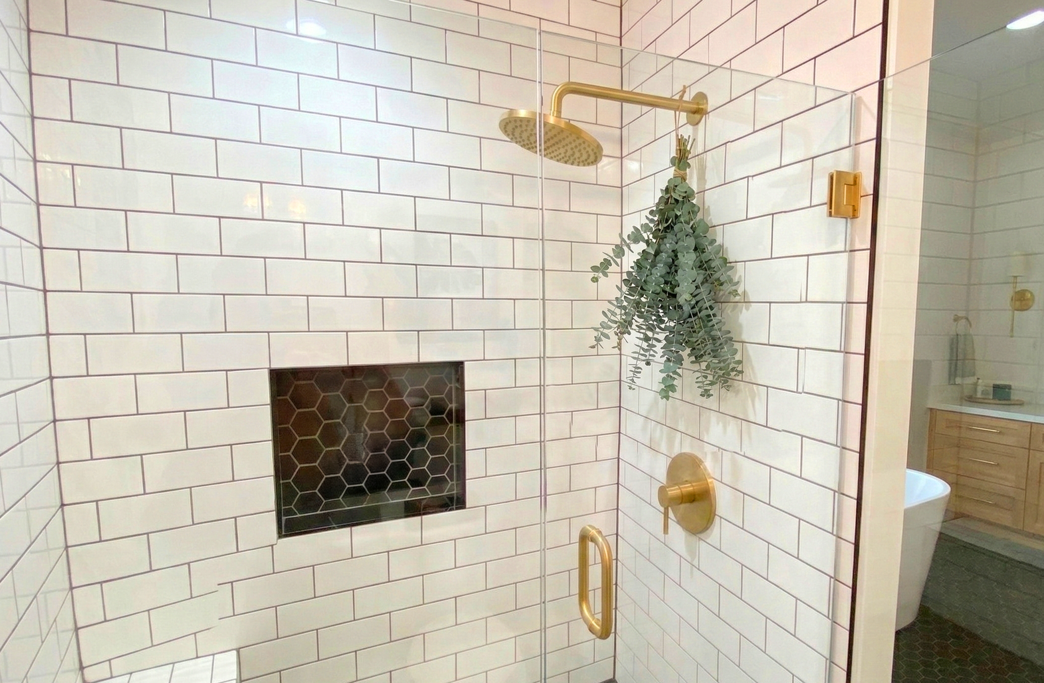More Than Just a Trend: Why Fresh Eucalyptus is the Ultimate Act of Everyday Self-Care