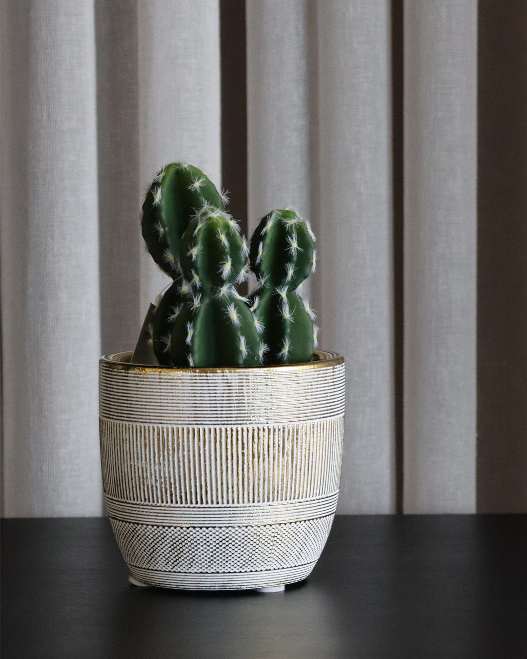 CERAMIC PLANTER