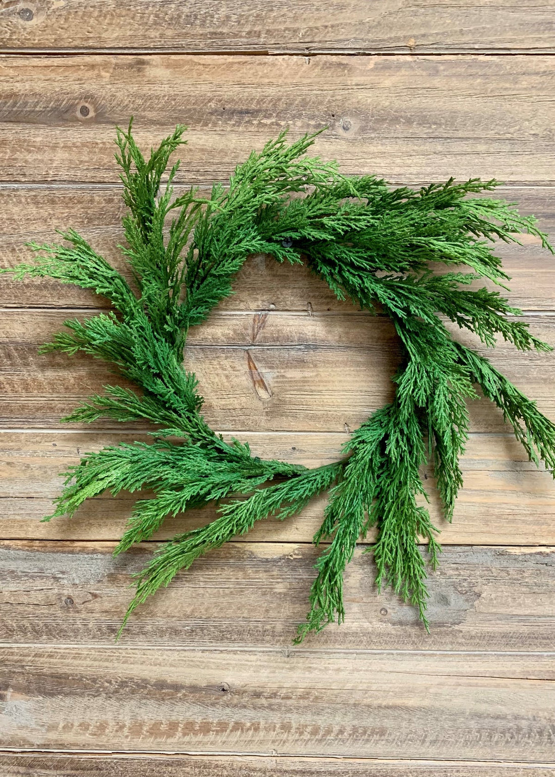 20&quot; FRESH TOUCH WHISPY CEDAR WREATH
