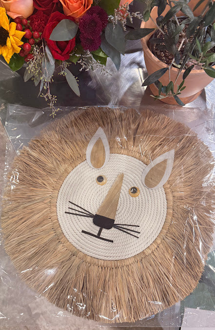 HANDMADE RAFFIA LION HEAD
