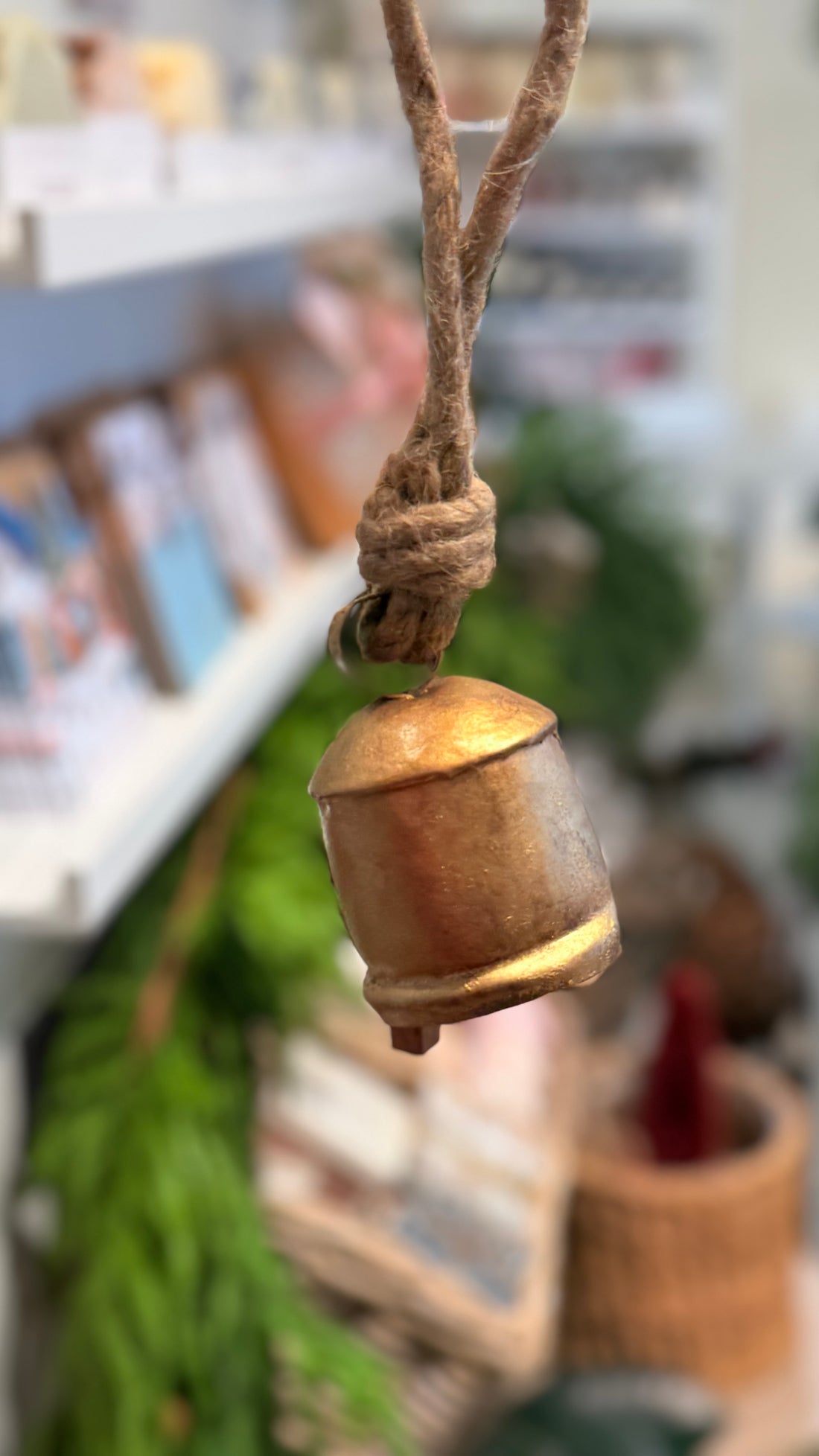 ORNAMENT BELL IRON GOLD