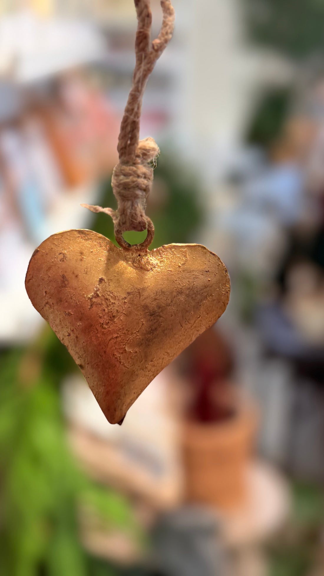 2.5X3 ORNAMENT HEART IRON GOLD