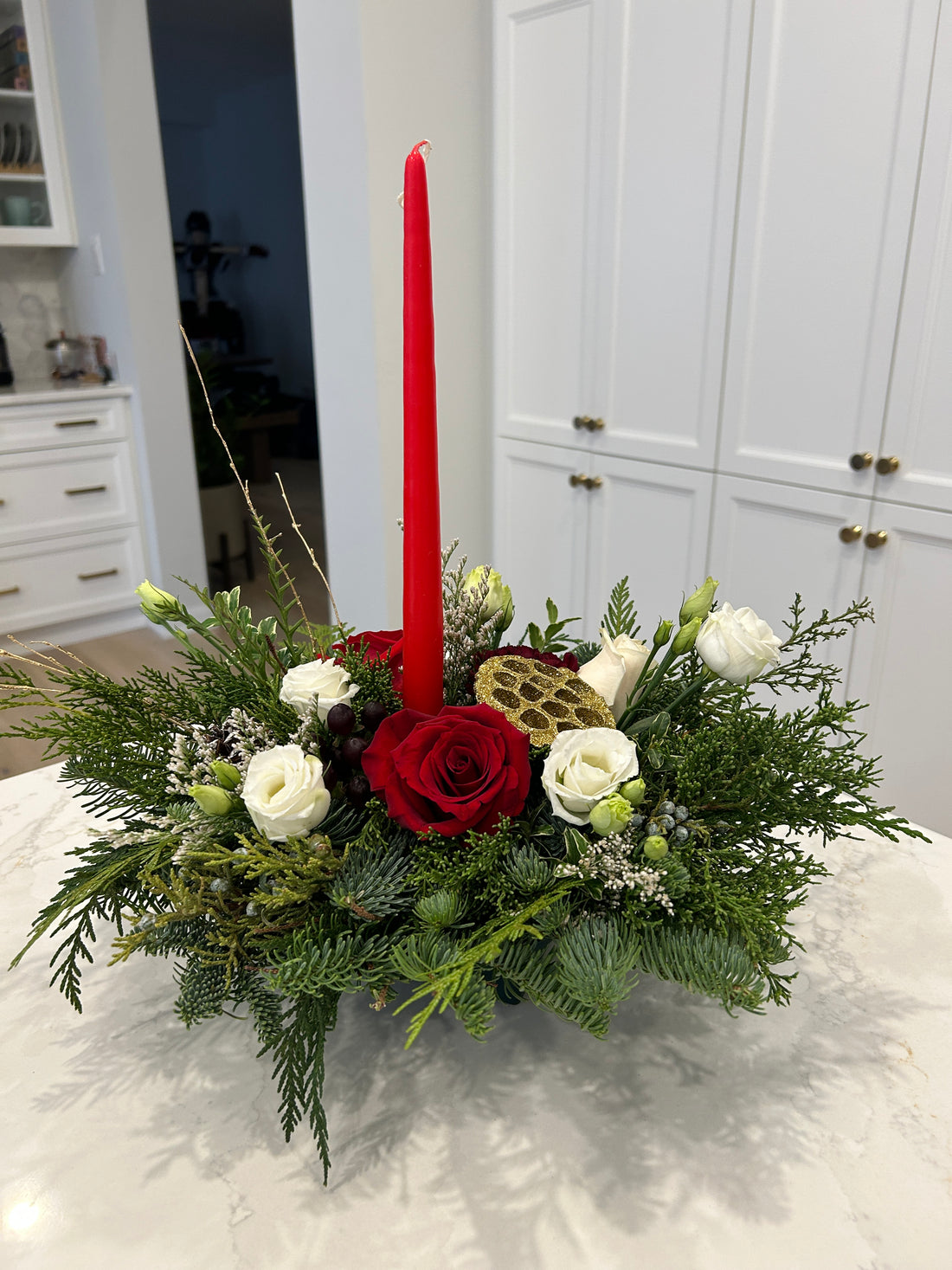 Festive Holiday centrepiece with Candle