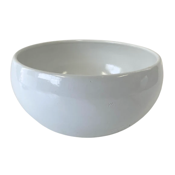 Short Round White