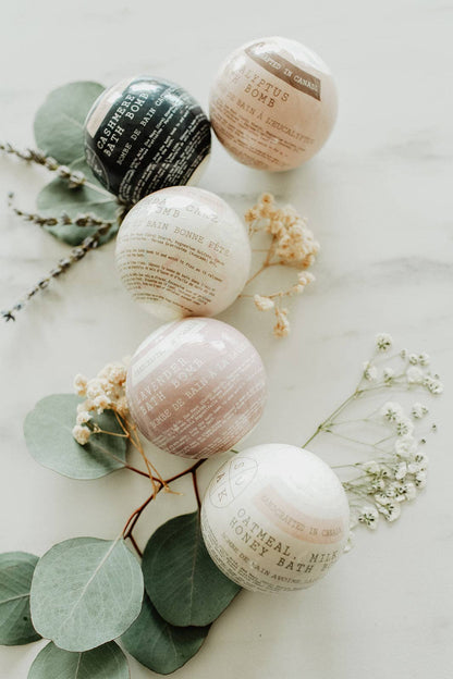 Cashmere Bath Bomb