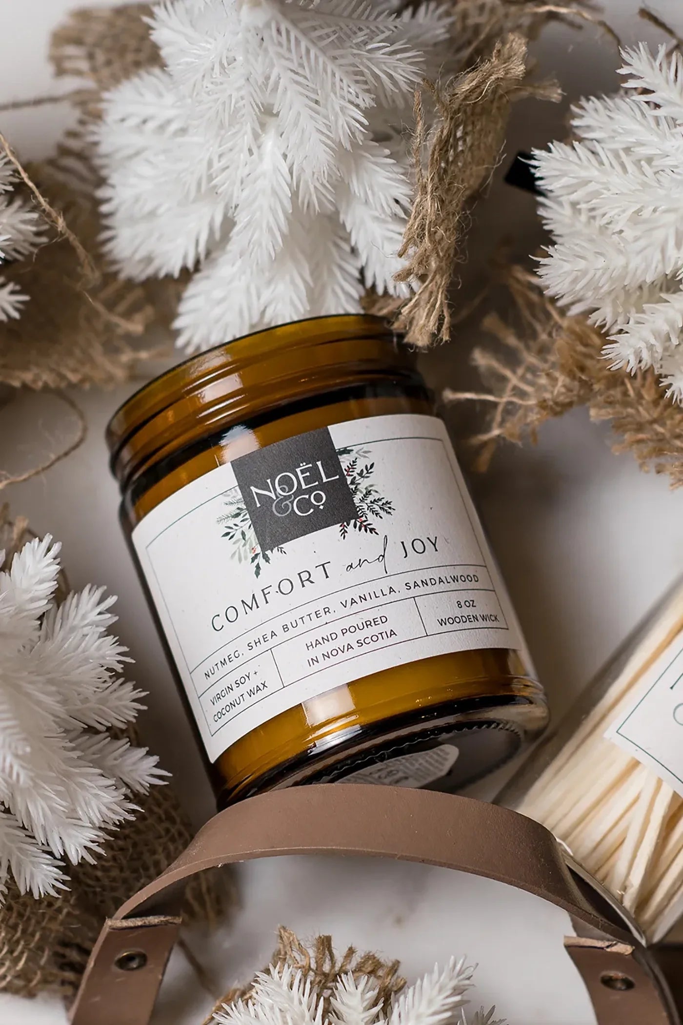 [COMFORT &amp; JOY]Soy &amp; Coconut wax Candle