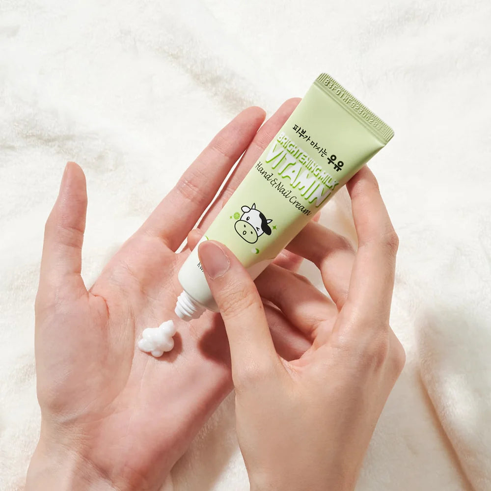 KWAILNARA Brightening Milk Vitamin Hand &amp; Nail Cream 30g