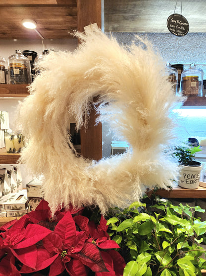 Pampas Wreath 18&quot;