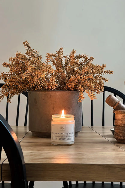Soy &amp; Coconut wax Candle [Sandlewood &amp; Rose]