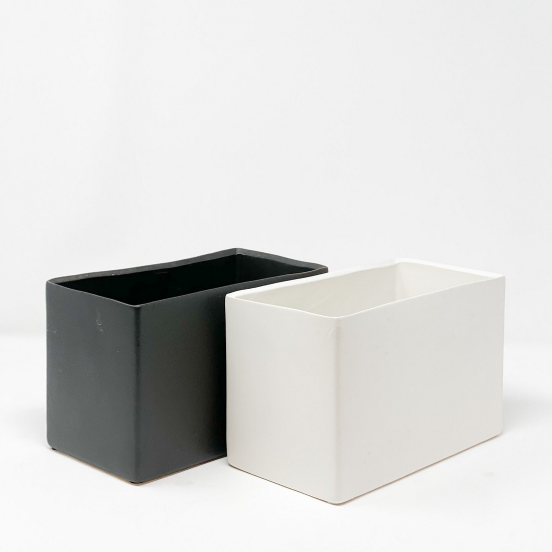 Modern rectangular pot