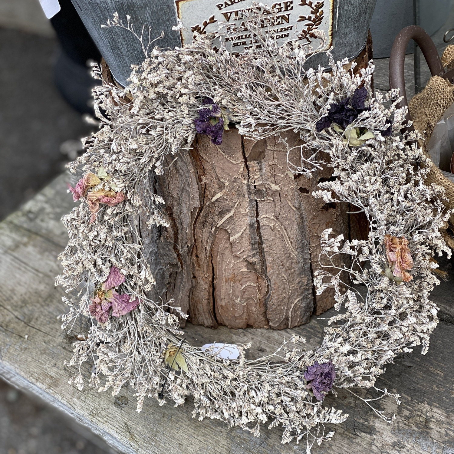 Dried flower wreath 9&quot;